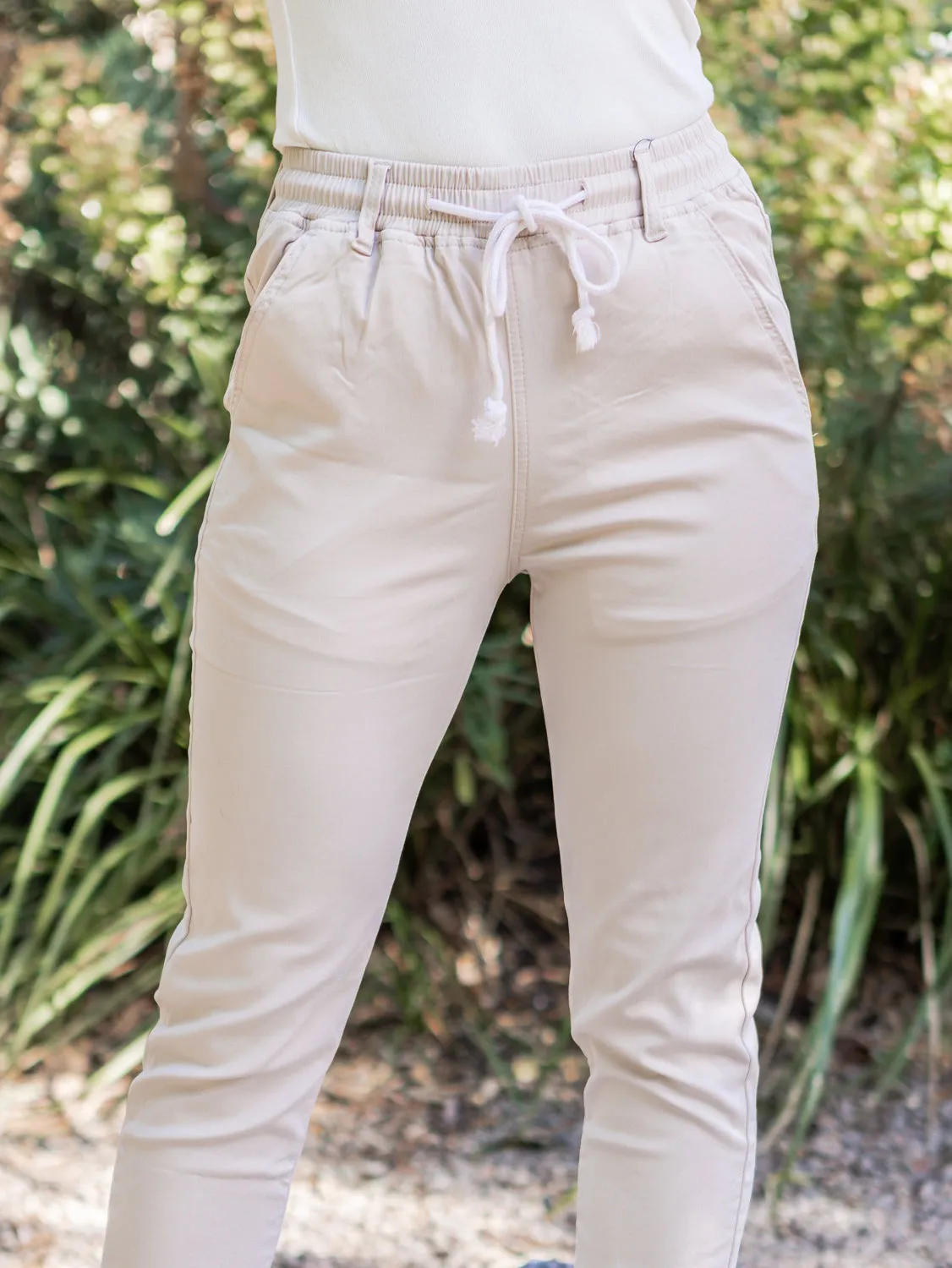 Carrie Chinos - Beige