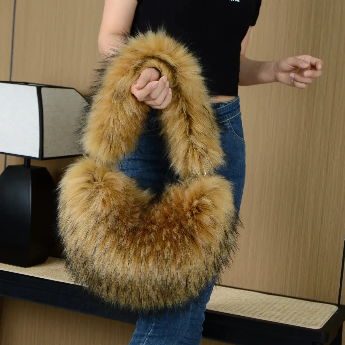 LuxeHeart Plush Shoulder Bag – Soft Faux Fur Tote for Winter