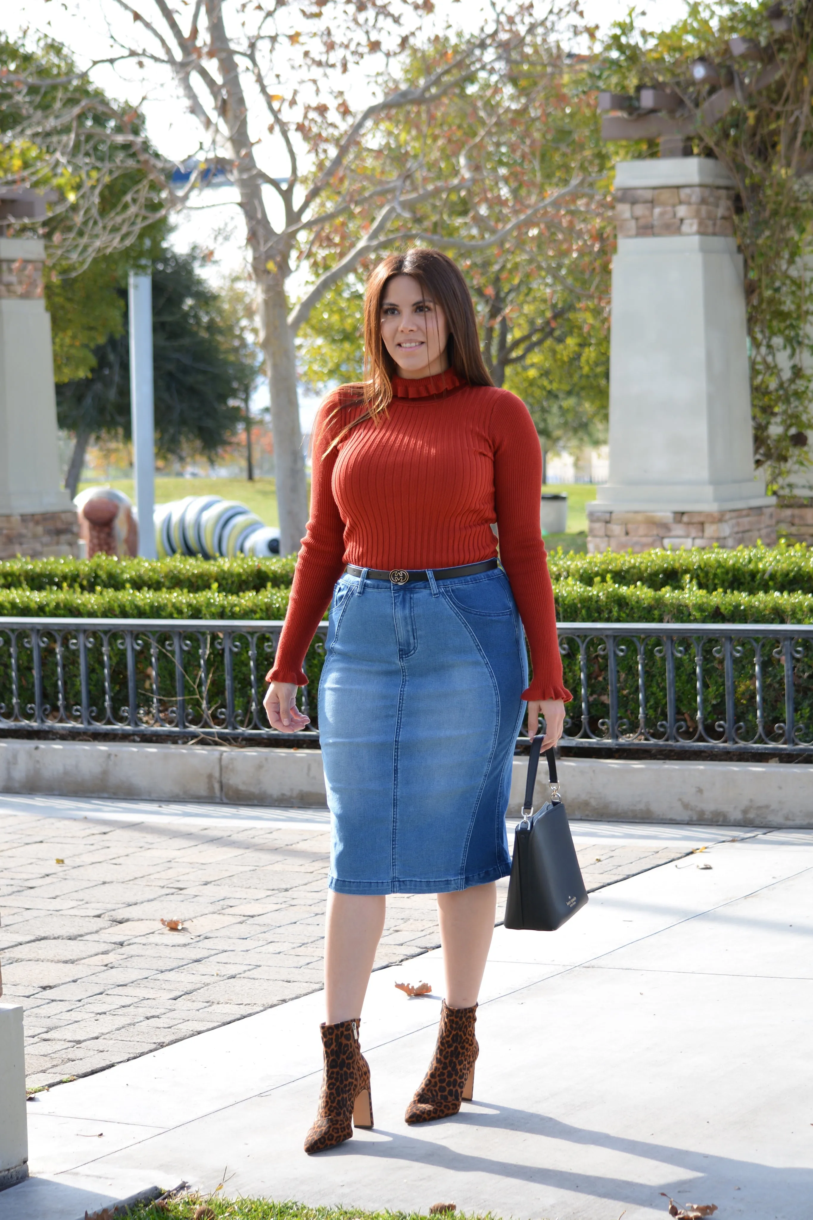 Naxos Two Toned Denim Buttoned Skirt (Skirt Society Exclusive)