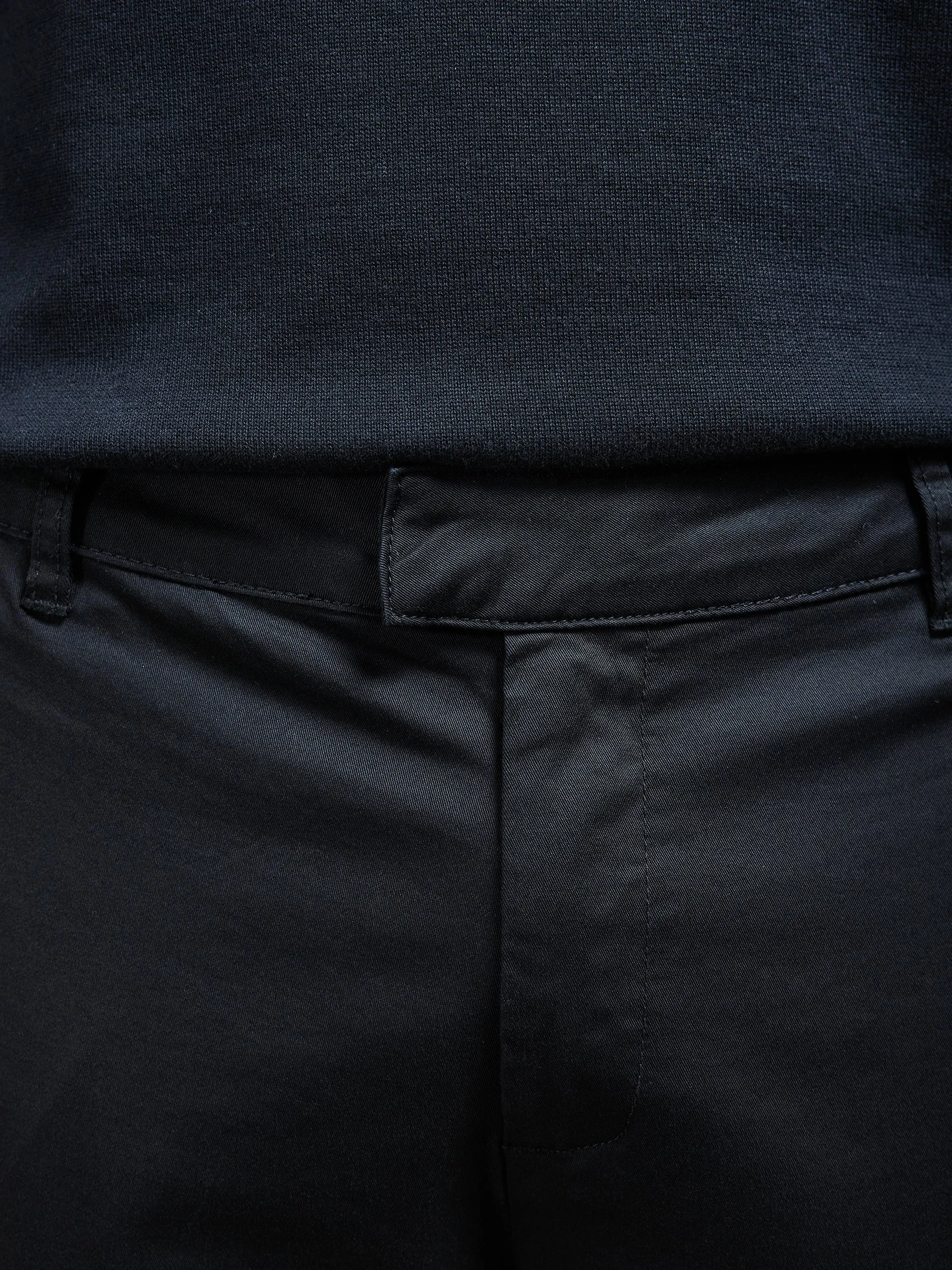 Tailored Chino Trouser in Black