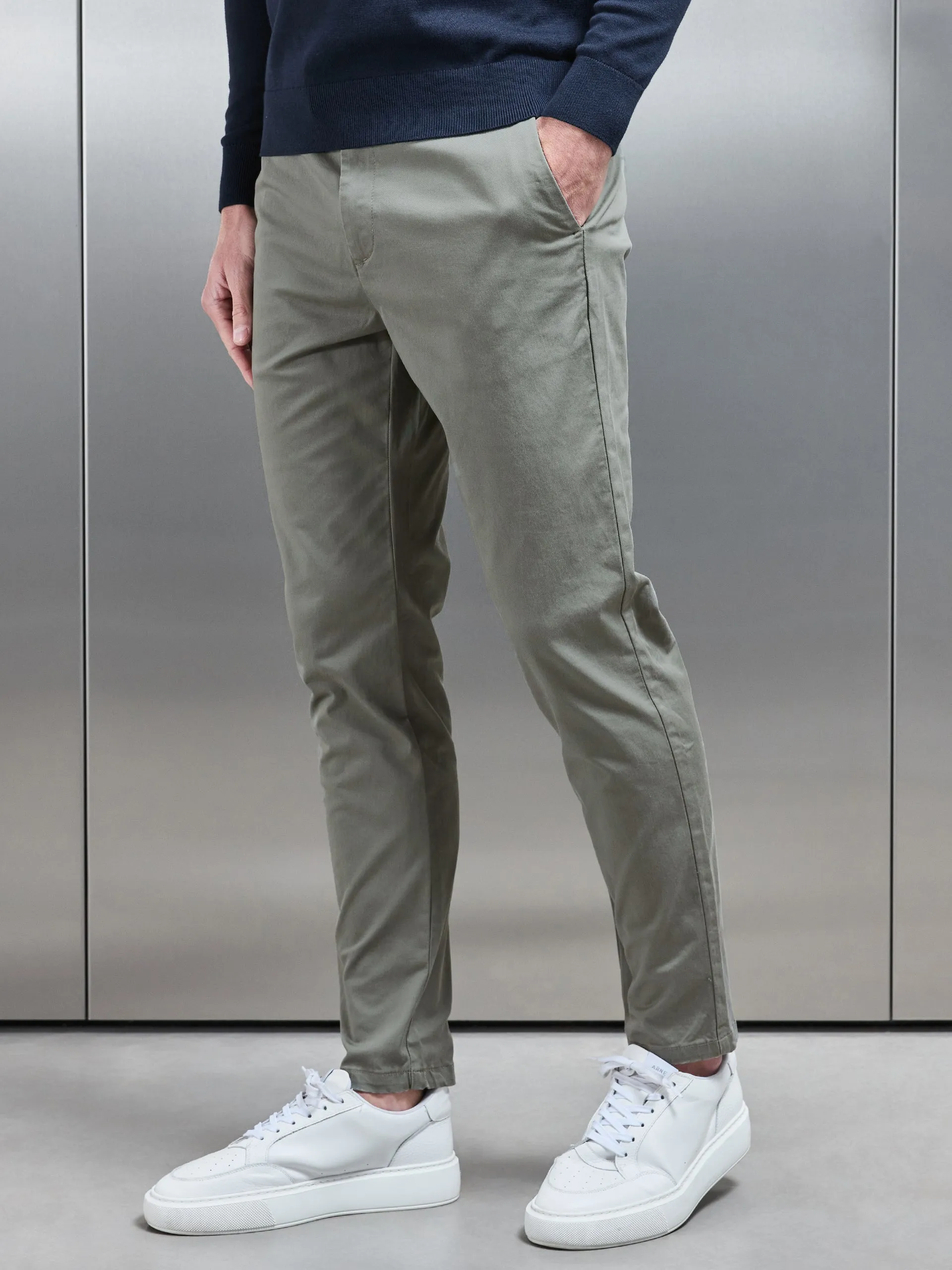 Tailored Chino Trouser in Olive