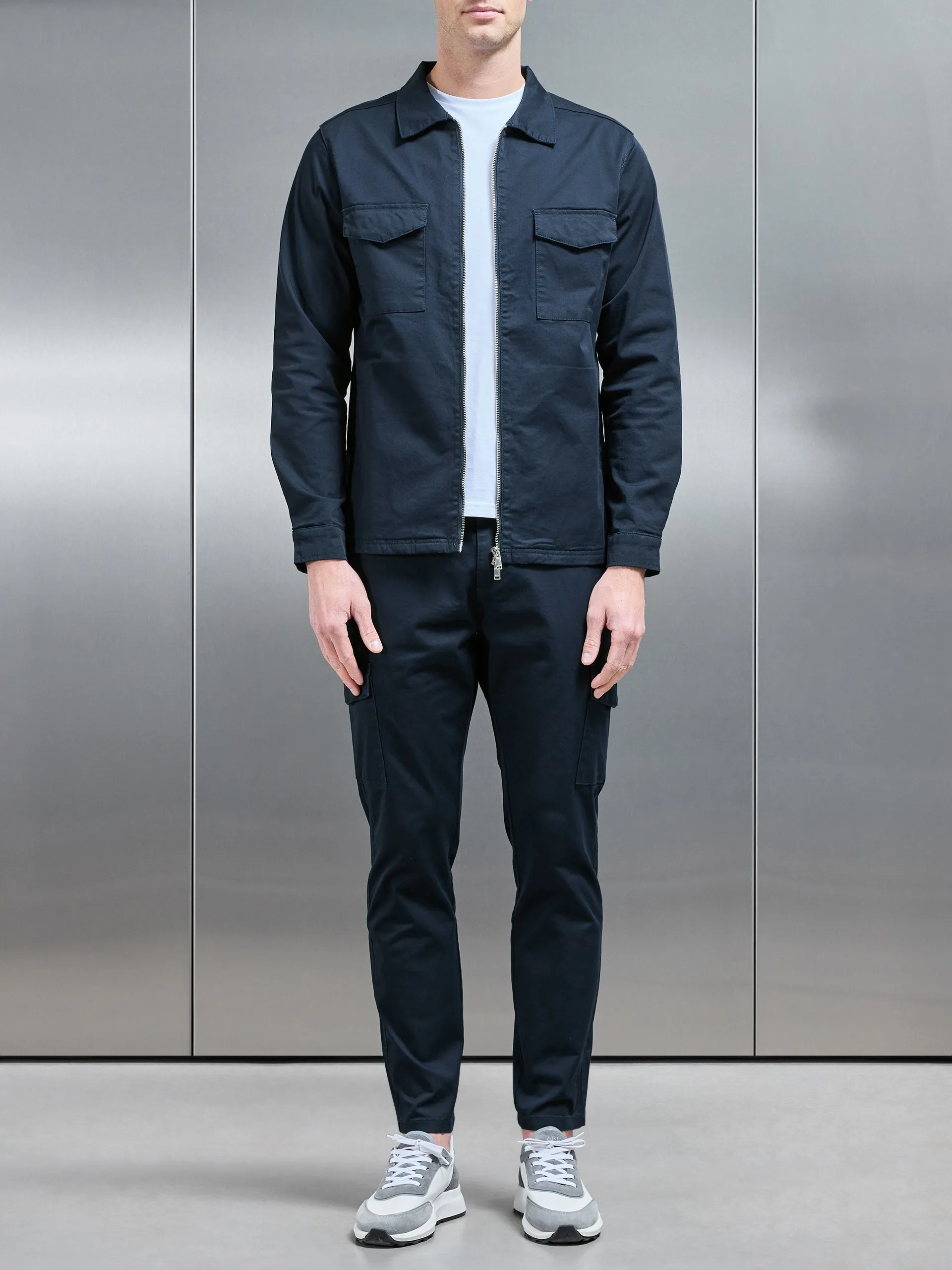 Tailored Cotton Cargo Pant in Navy