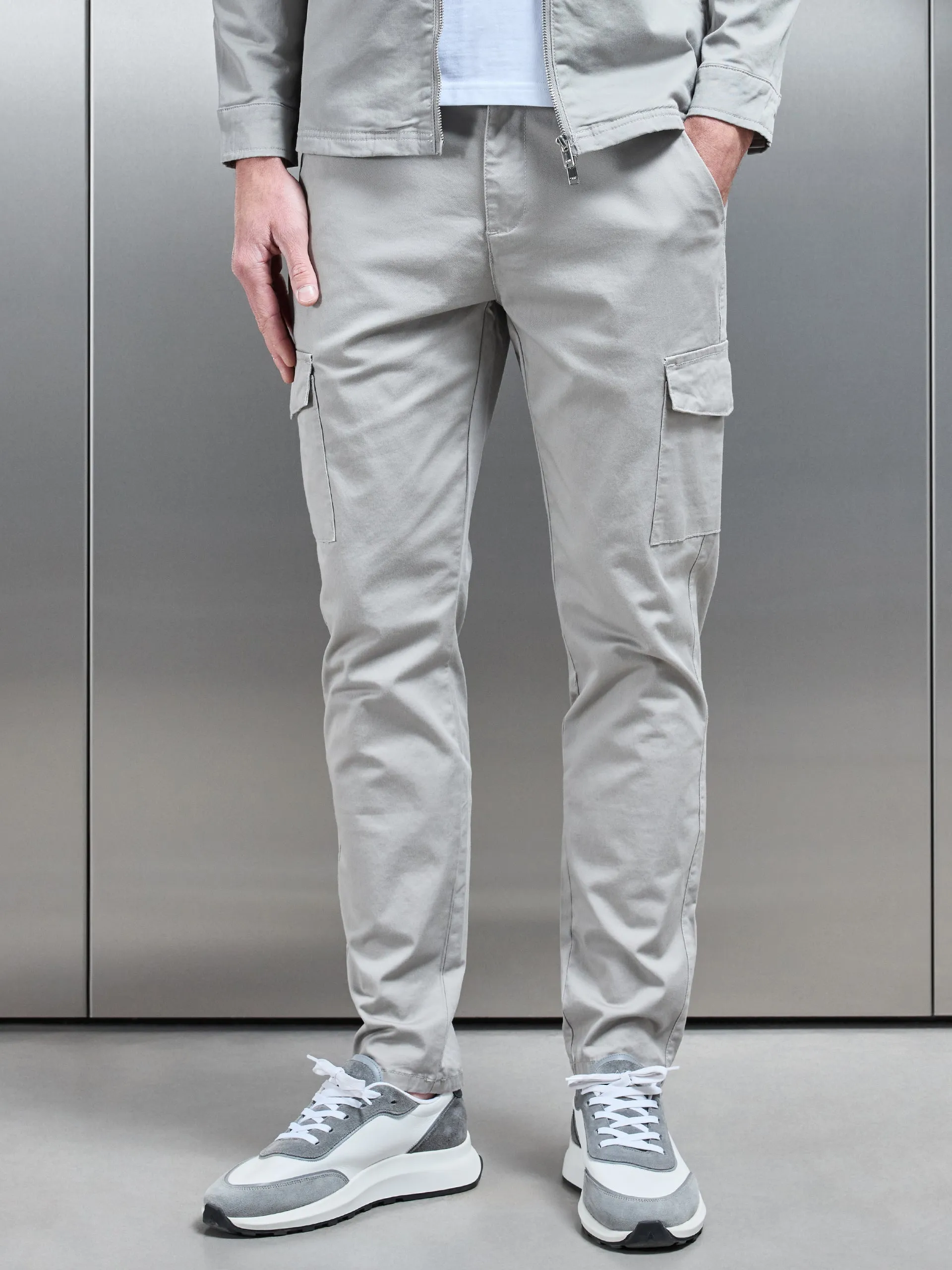 Tailored Cotton Cargo Pant in Stone