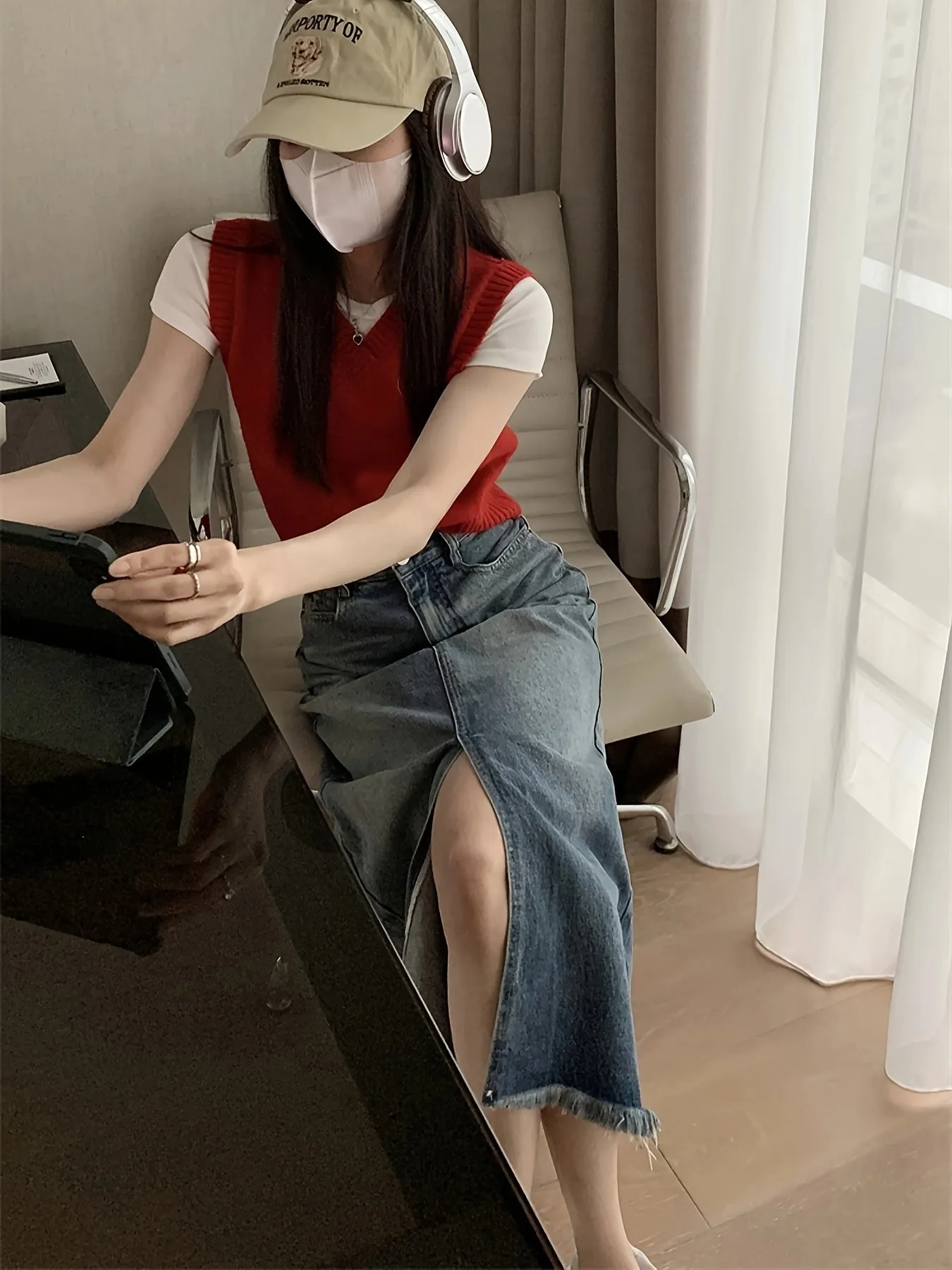 Women's High-Waist Denim Skirt, Vintage Style Split Hem Maxi Jean Skirt With Frayed Hem, Casual Long Skirt For Everyday Wear